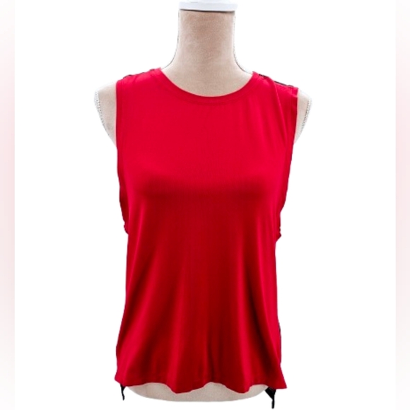 ALALA Activewear Red Black Hi Low Mesh Back Tank Women's Size Medium - Picture 3 of 12